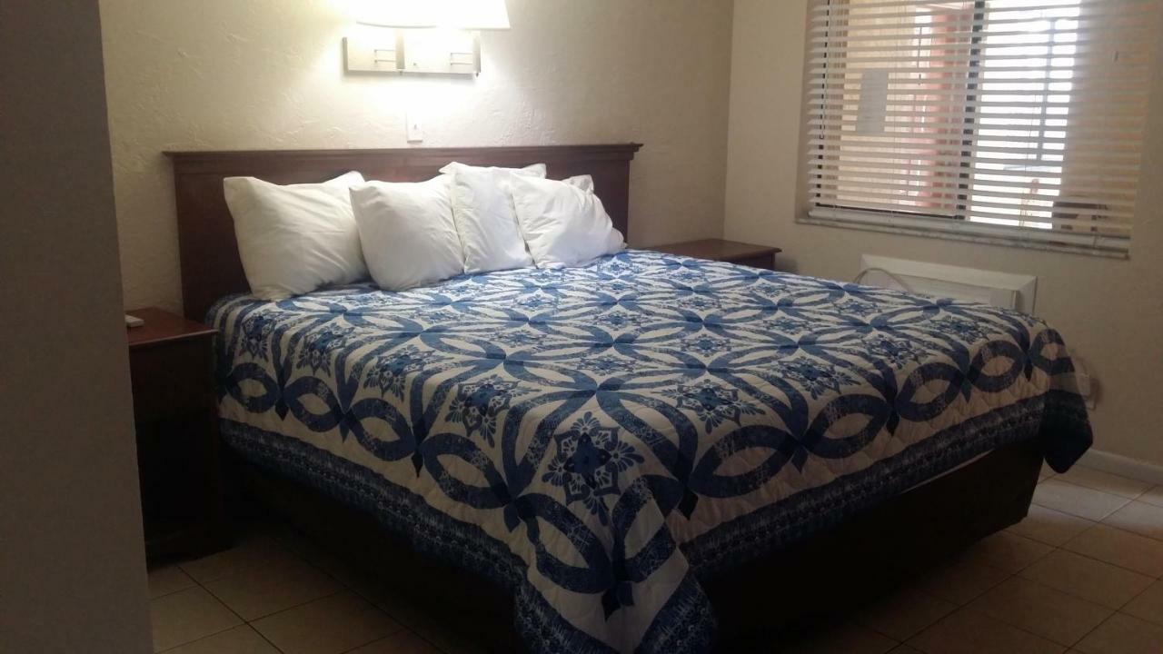 Lake Side Lodge Lake Worth Beach Exterior foto